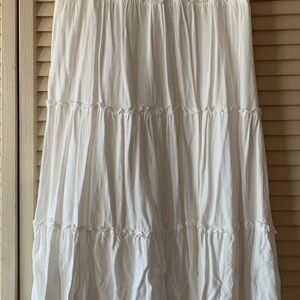 Brandy Melville white Maxi Skirt